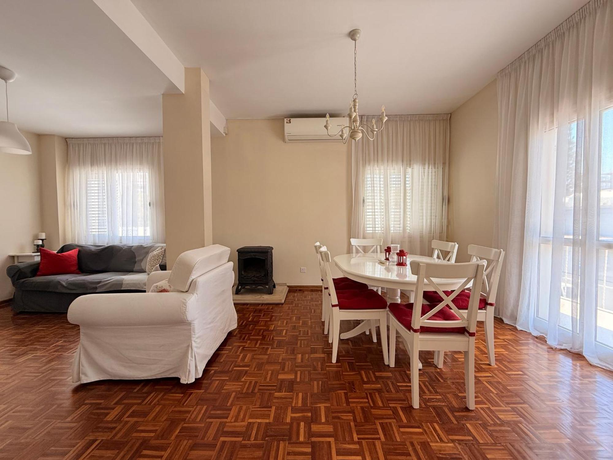 Upper House Centre Никосия